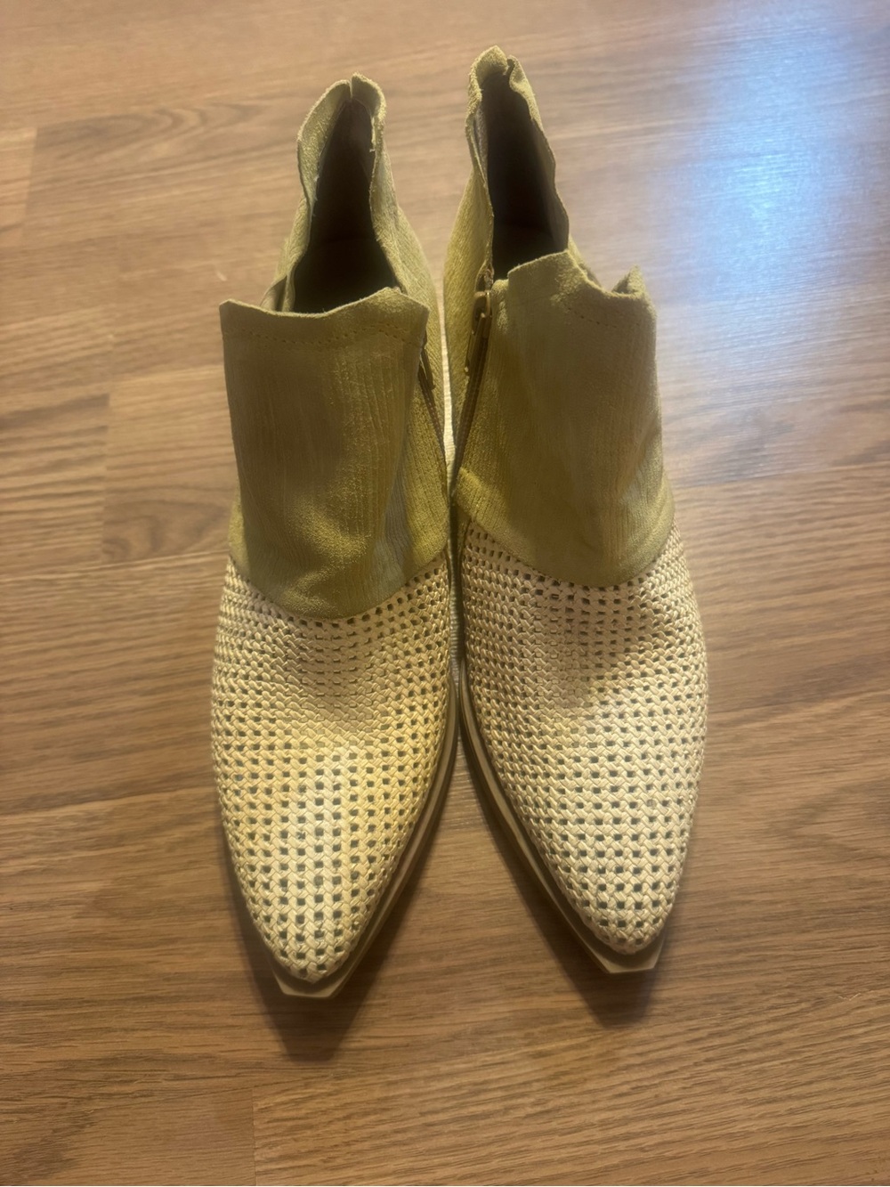 Casta Boots - Picture 11 of 11